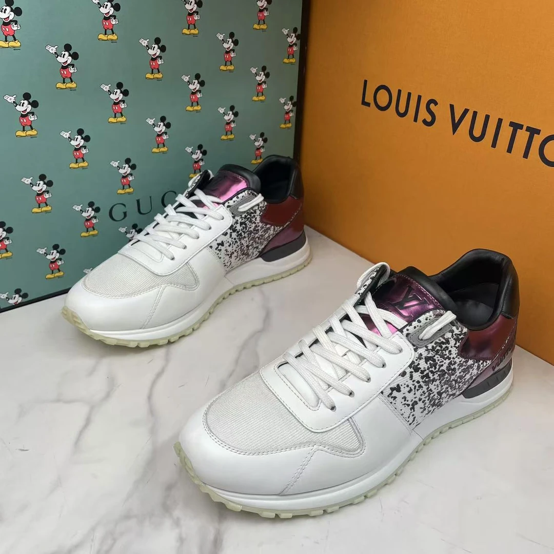 95新 LouisVuitton/路易威登 白色泼墨拼接潮流百搭运动鞋/41码