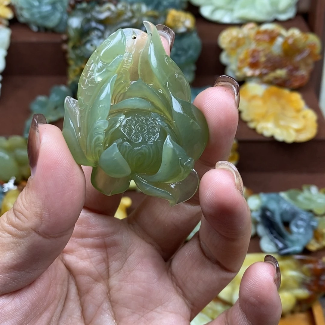 用***3蛇纹石玉未镶嵌吊坠(赠链)