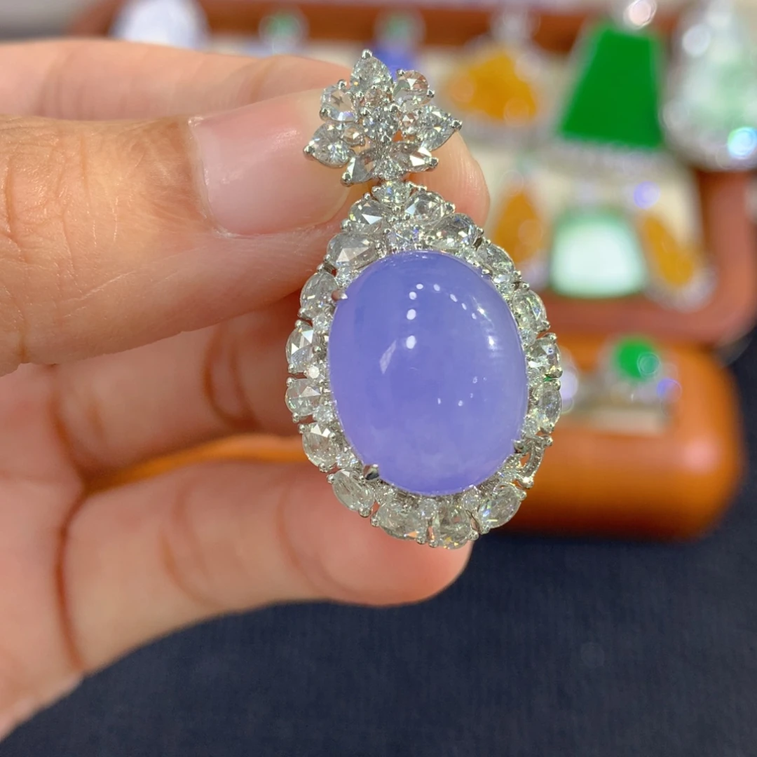 翡翠18K金镶嵌吊坠(不含链)蛋面