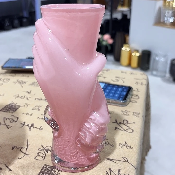 高度20厘米的原色花瓶