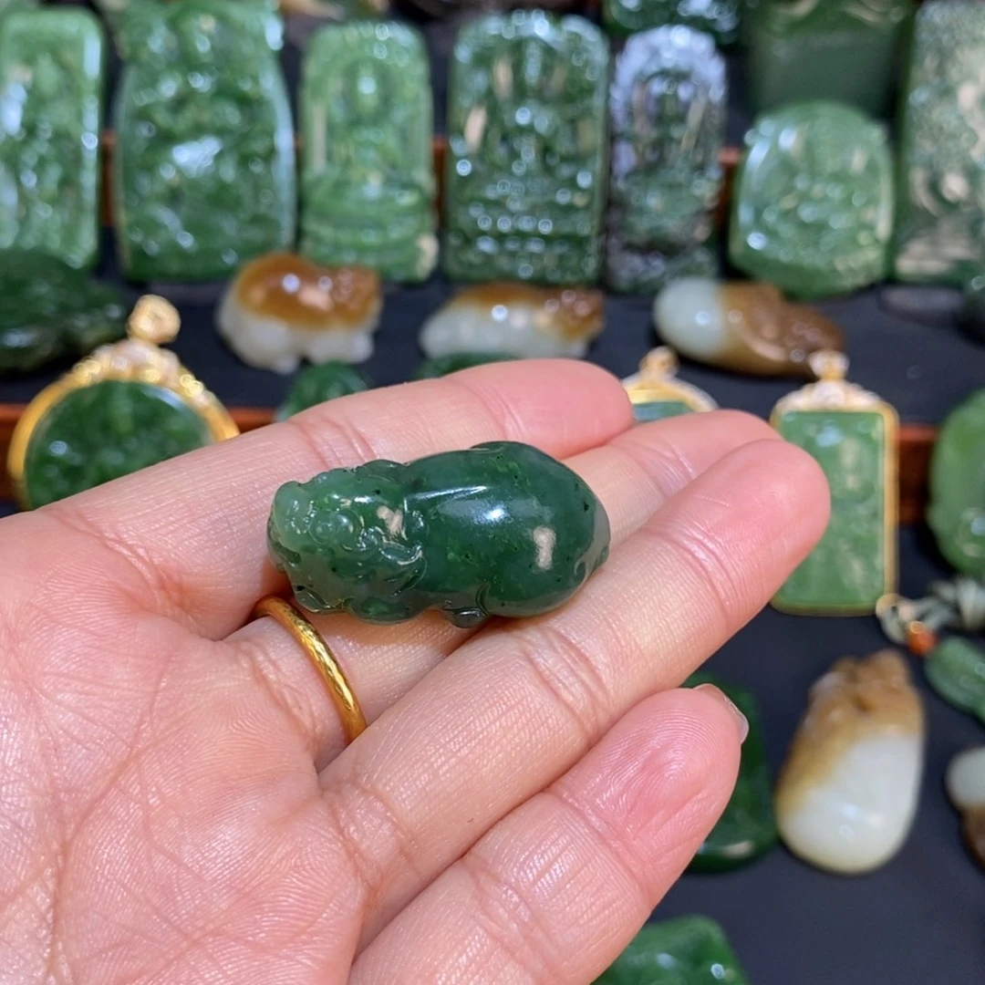 和田玉颈饰未镶嵌用****9