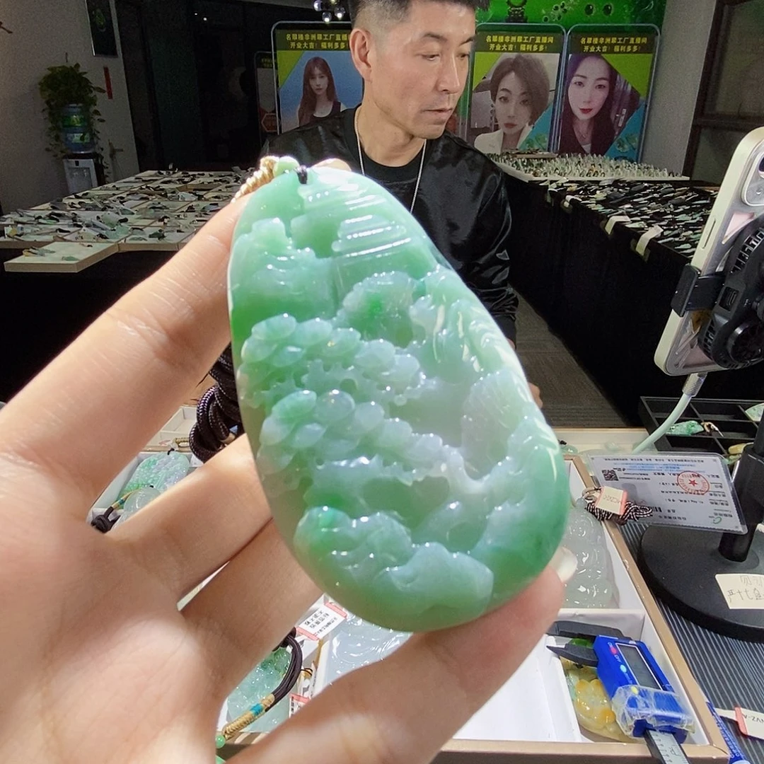 颈饰未镶嵌翡翠翡翠