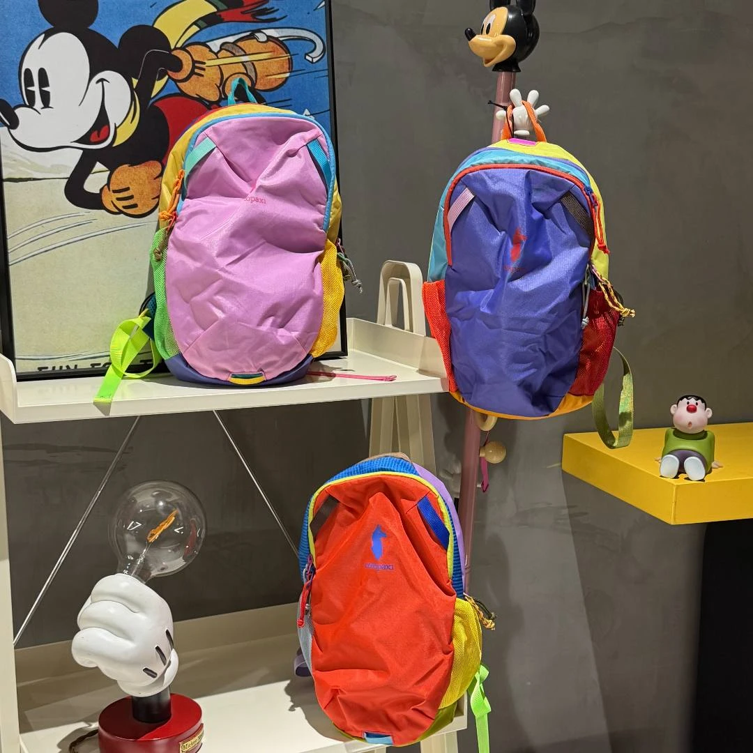 双11好物popoglow多巴胺撞色12L双肩包大容量登山多巴胺旅行包