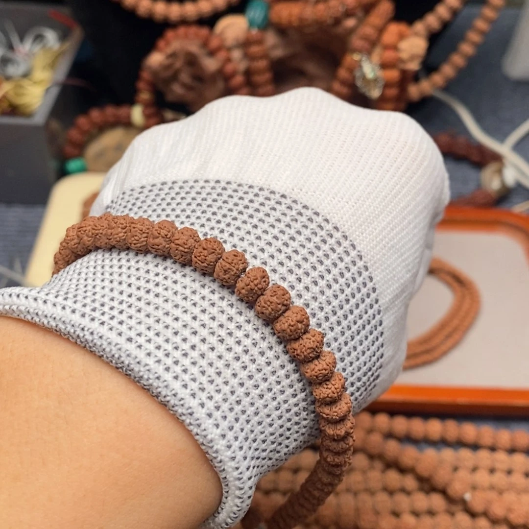 金刚菩提把件辣**生平细单圈