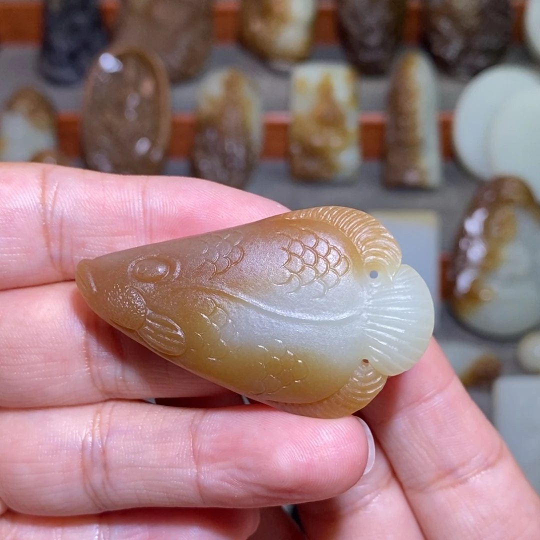 定制和田玉且末糖年年有鱼