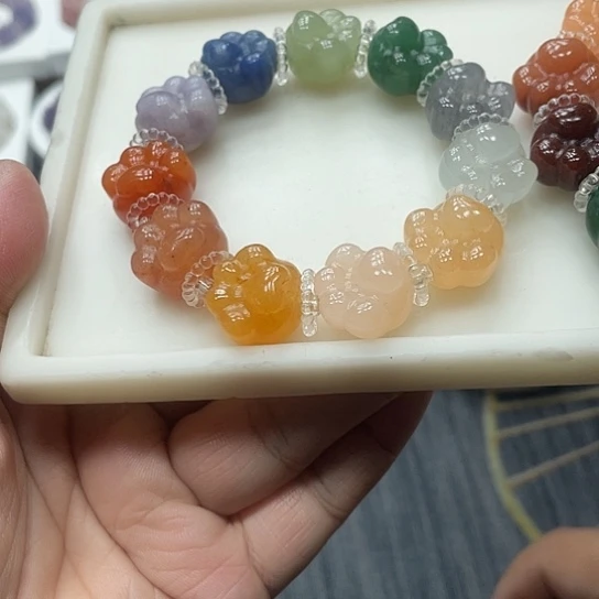 石英质玉（非洲翠）合金手串
