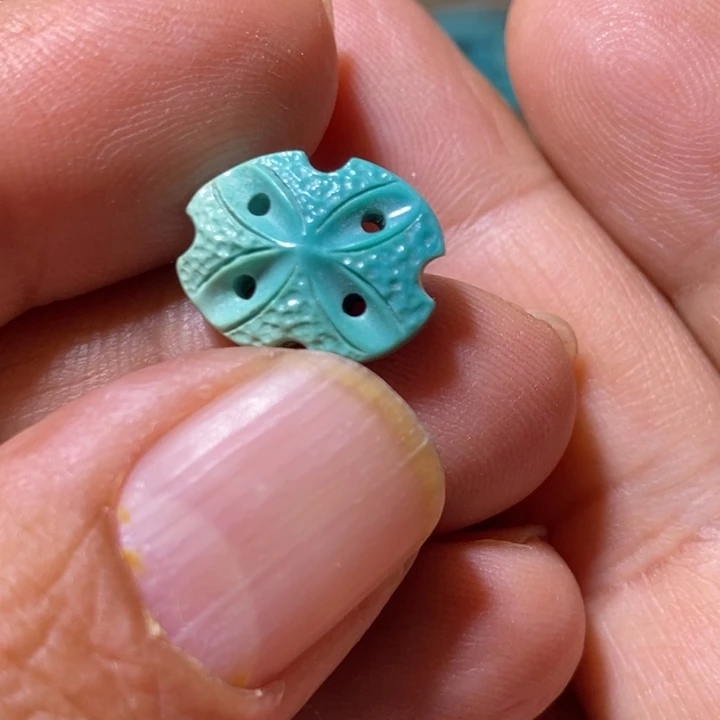 绿松石配饰未镶嵌