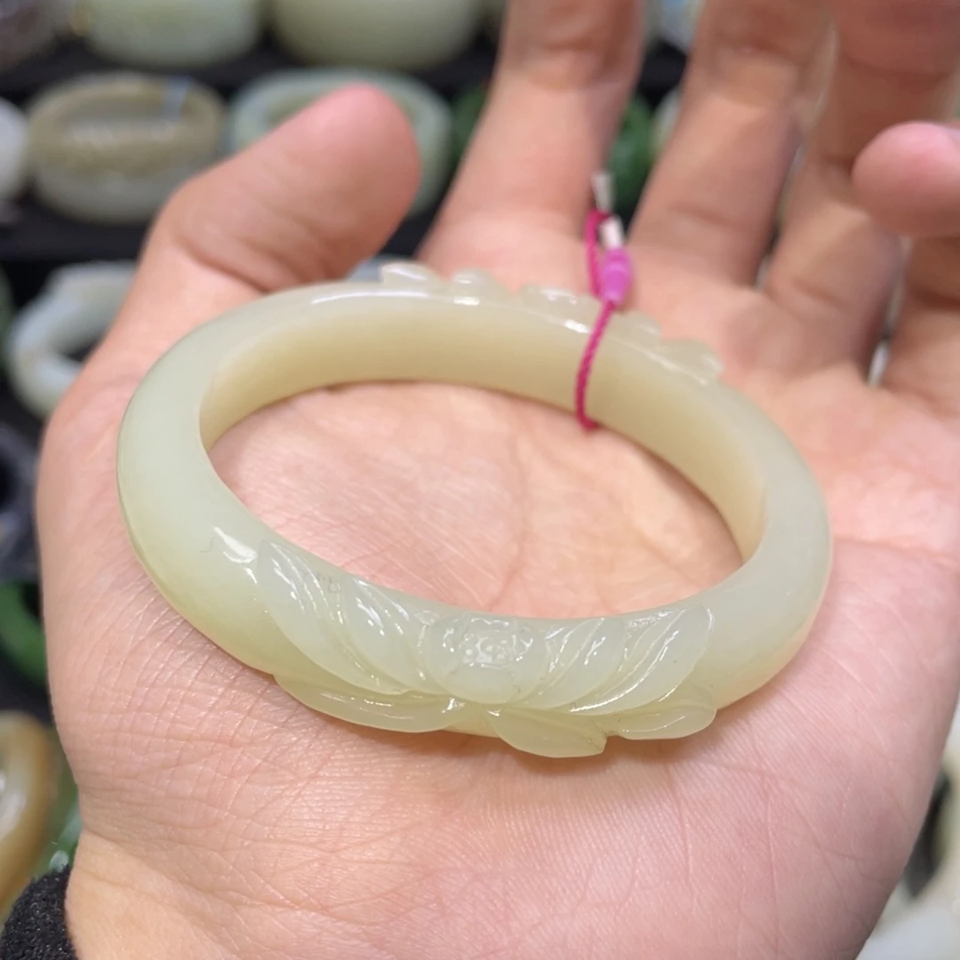 未镶嵌手镯和田玉57