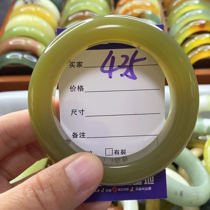 蛇纹石玉未镶嵌手镯悦*