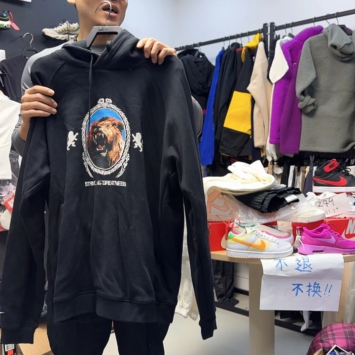 D- M码詹姆斯黑色帽衫