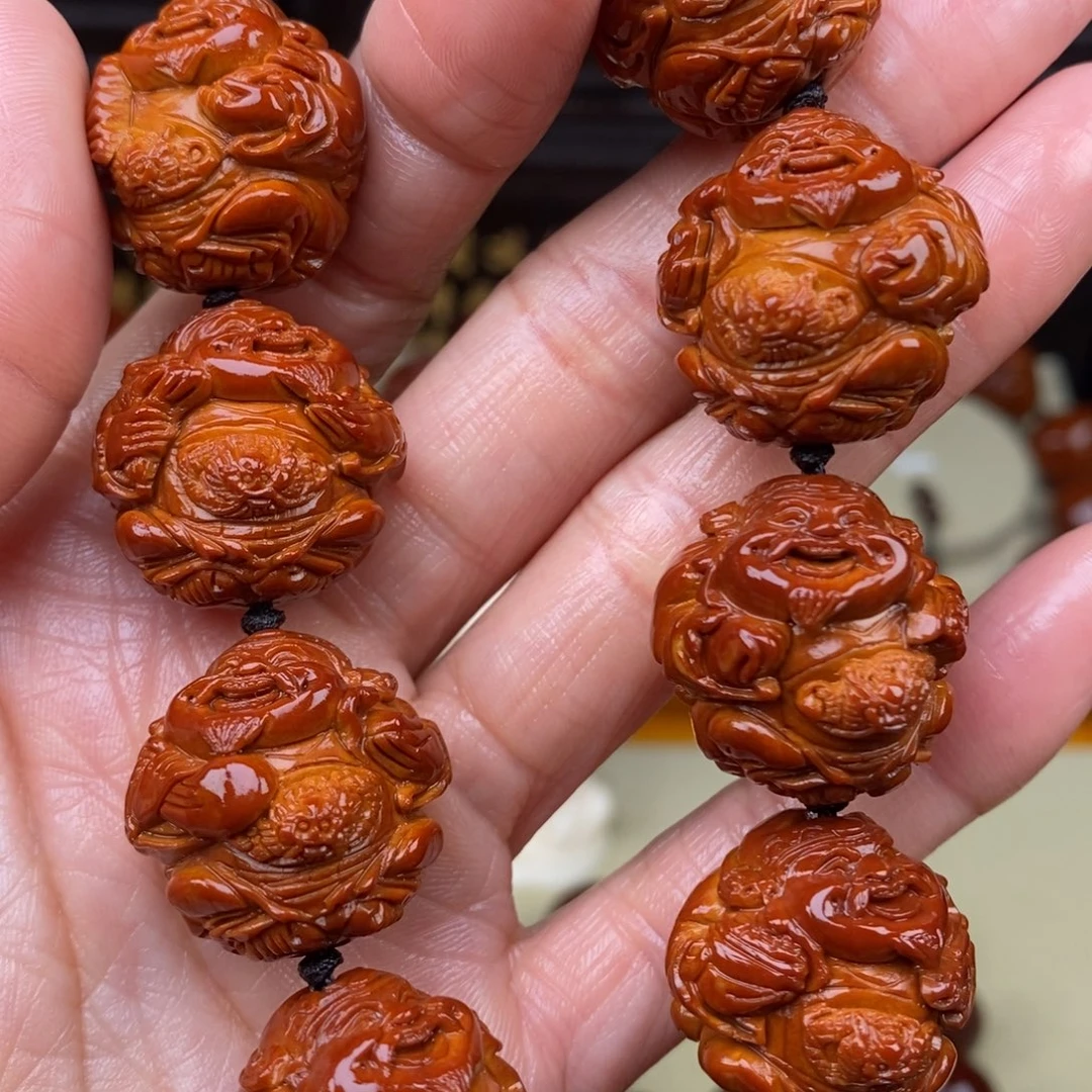 血***儿吊坠橄榄核玉龙财神