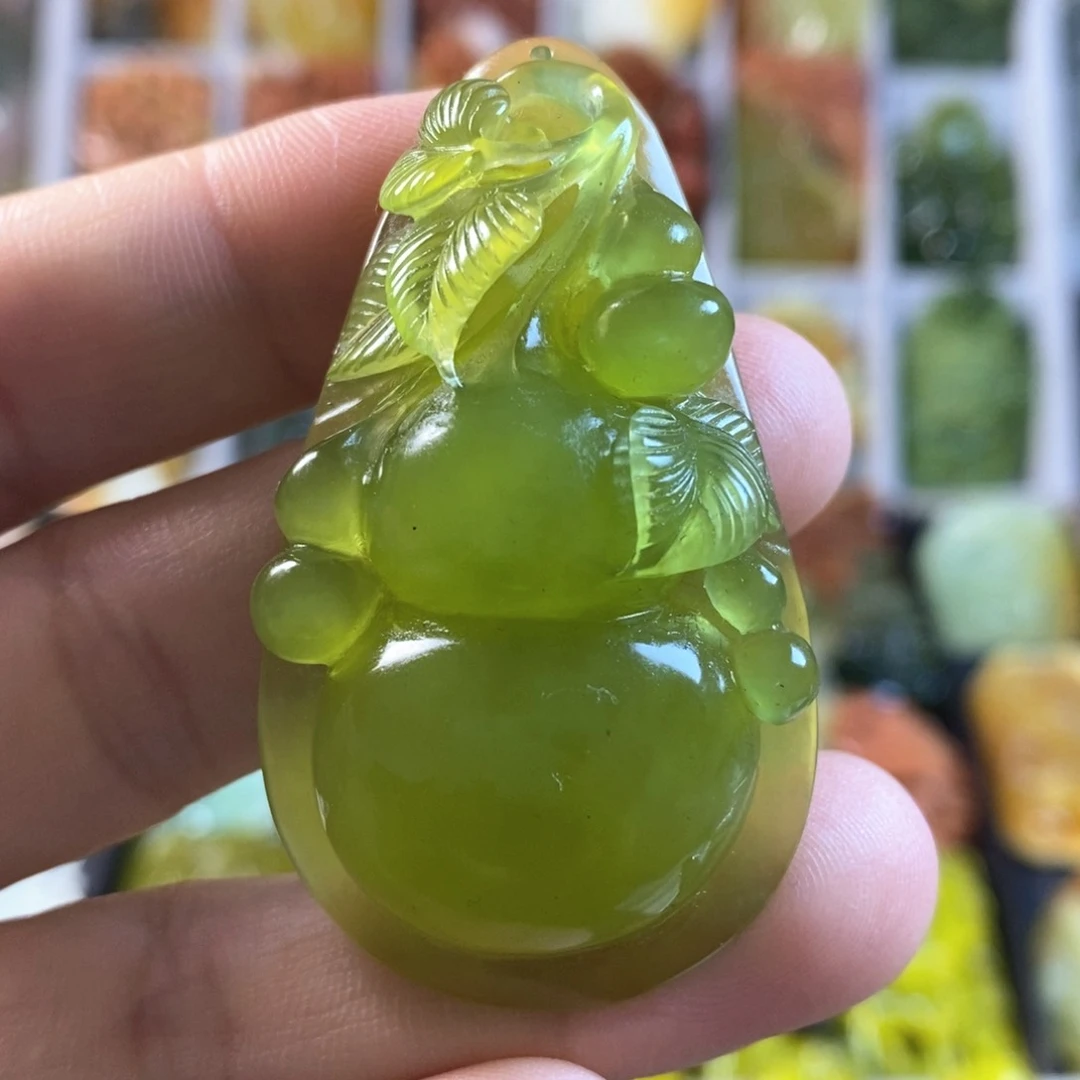 合金蛇纹石玉颈饰