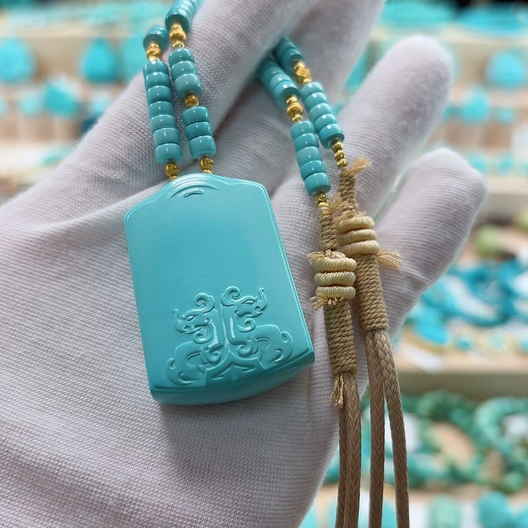 绿松石18K金镶嵌珠宝奇石