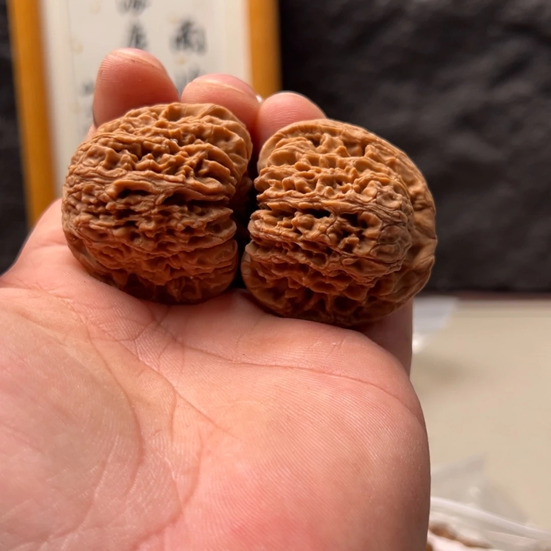 小***杨把件文玩核桃南疆41