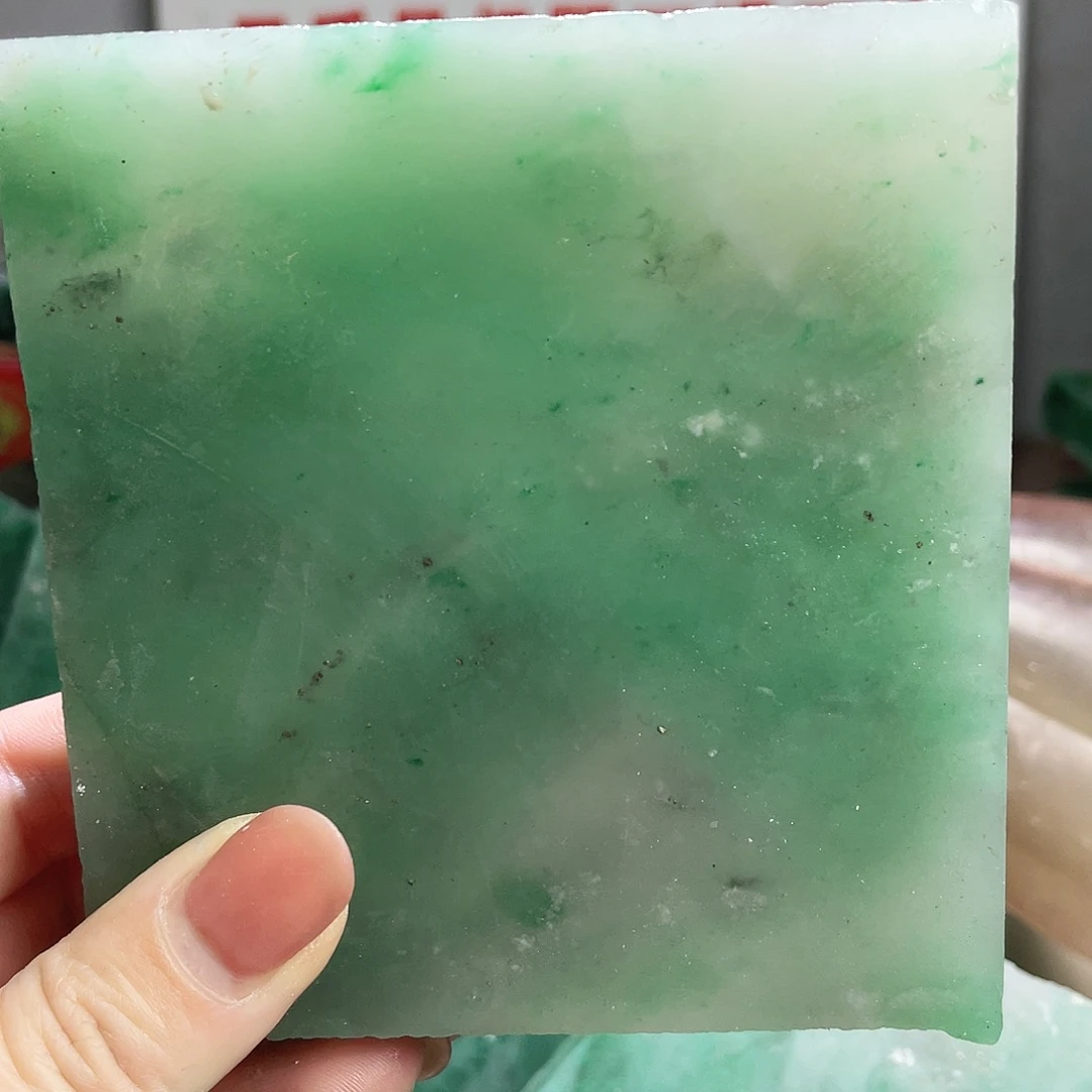 用***4定制石英质玉（非洲翠）