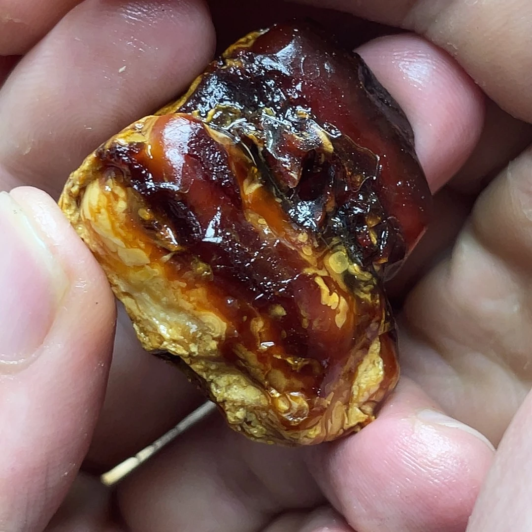 定制琥珀未镶嵌?*妮