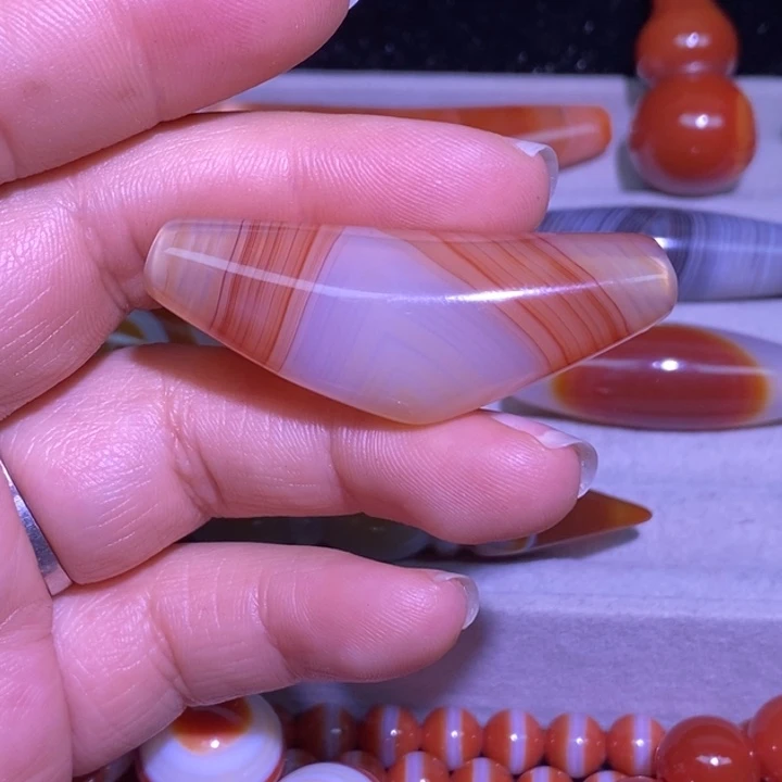 玛瑙/玉髓未镶嵌颈饰