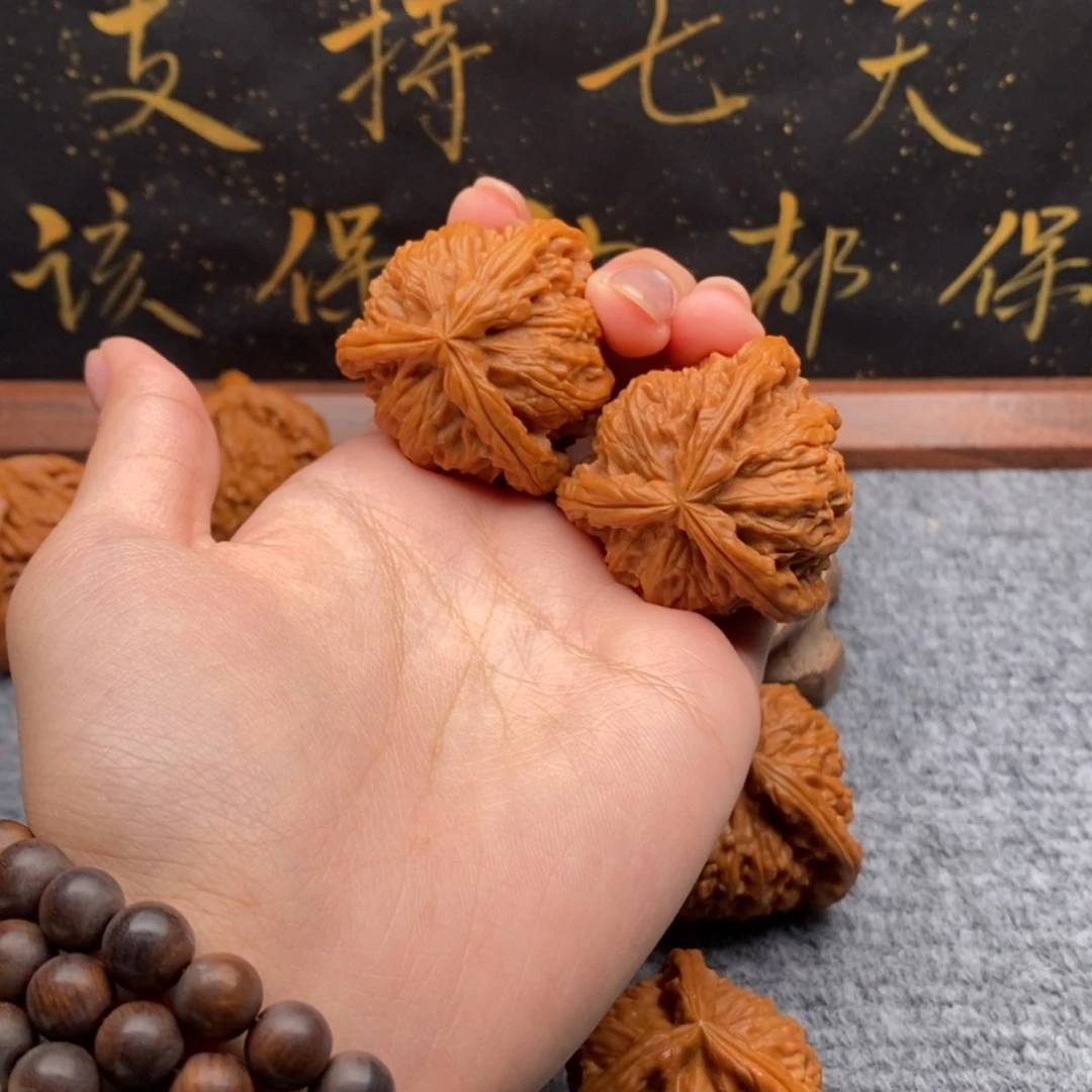 【闪购商品】吊坠文玩核桃冬**始