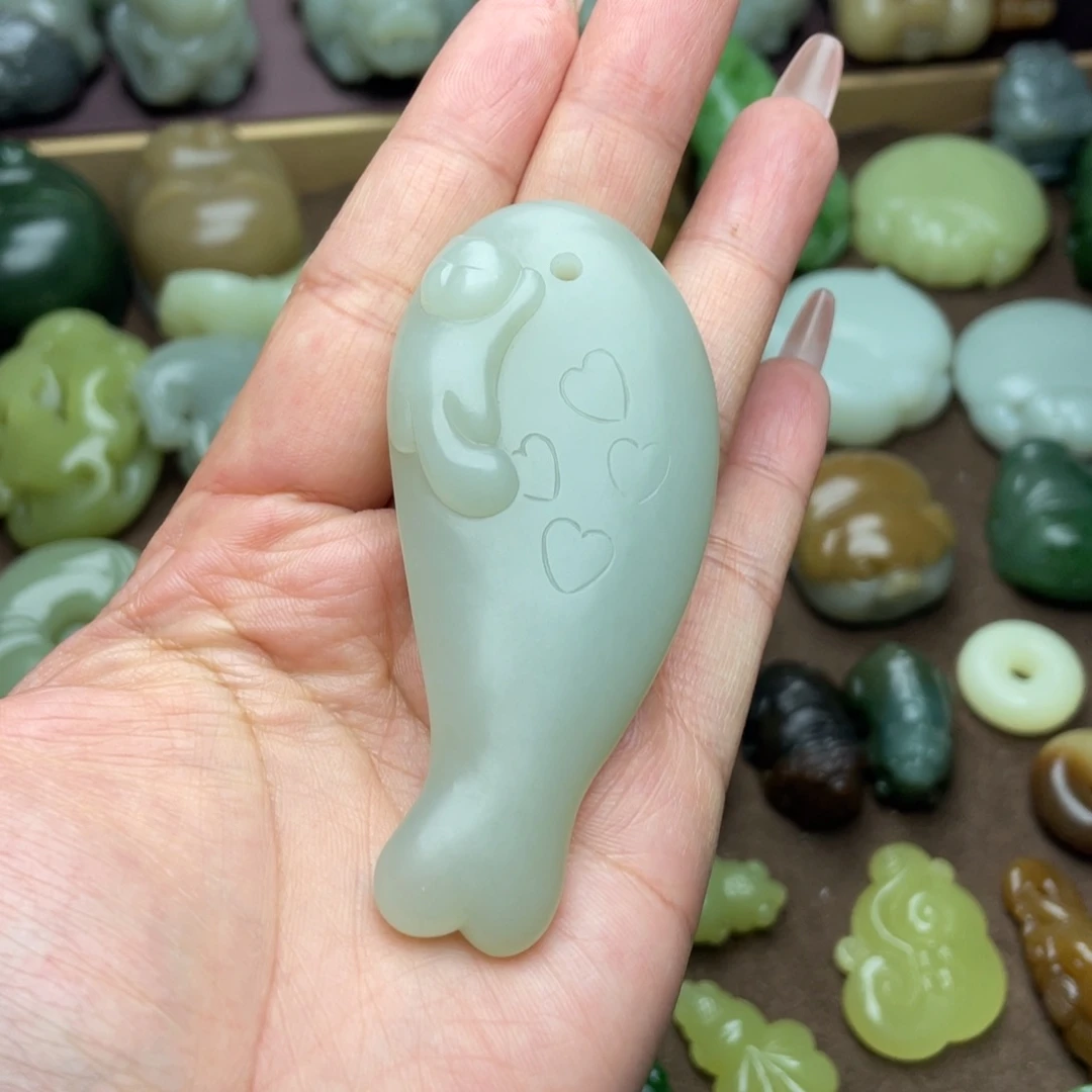 【闪购商品】颈饰未镶嵌和田玉