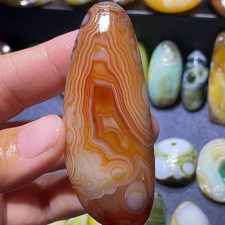 玛瑙/玉髓未镶嵌珠宝奇石