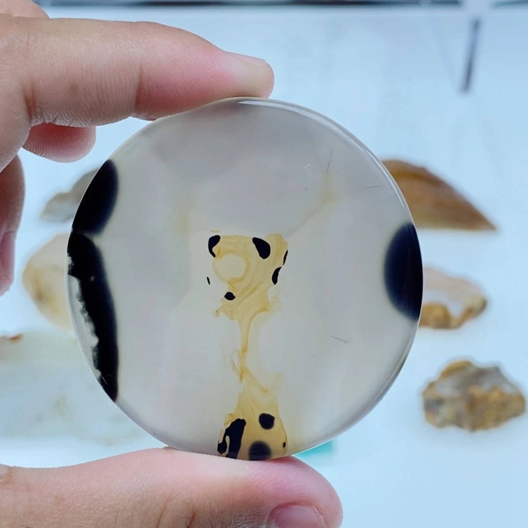 玛瑙/玉髓未镶嵌珠宝半成品
