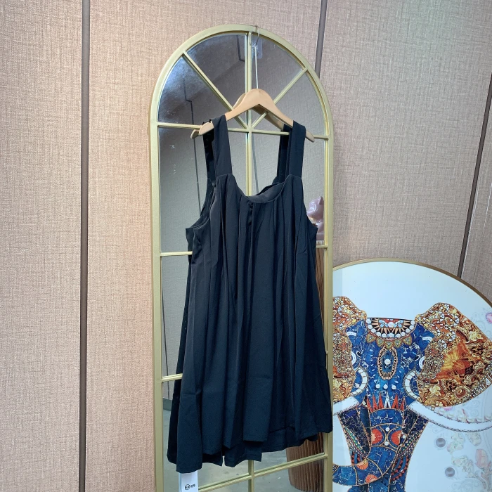 BN245孕妇黑色背带裙100-150