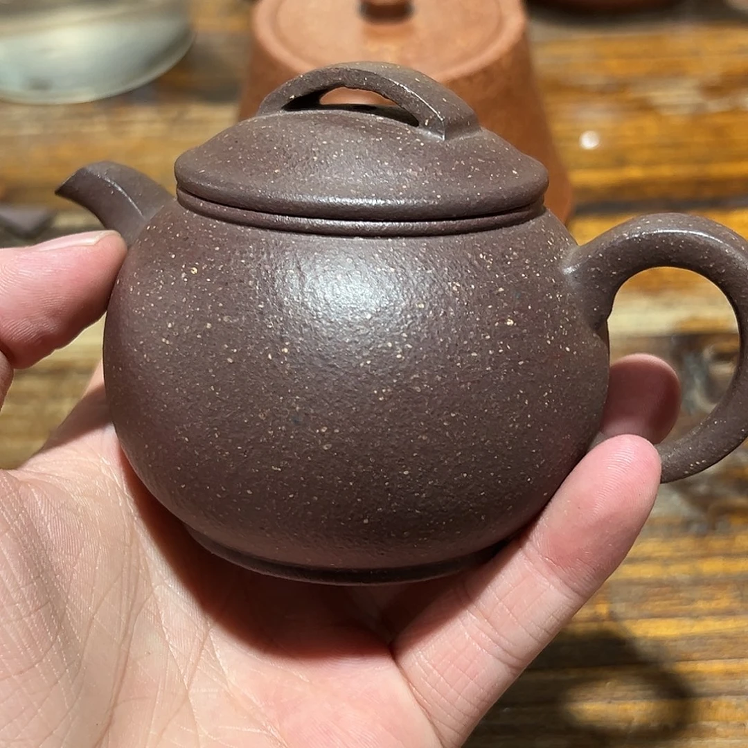 ***茶壶紫砂紫砂的味道很