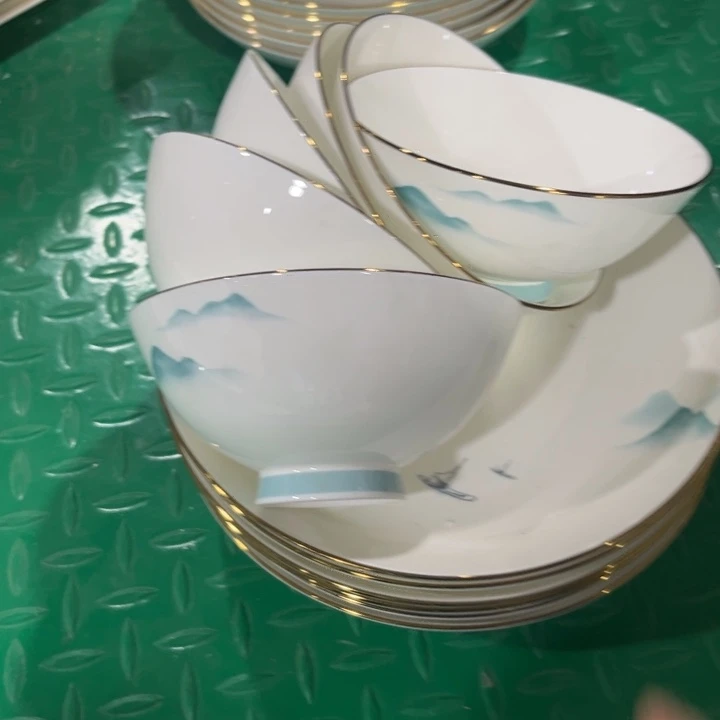 骨瓷六碗六盘哇塞