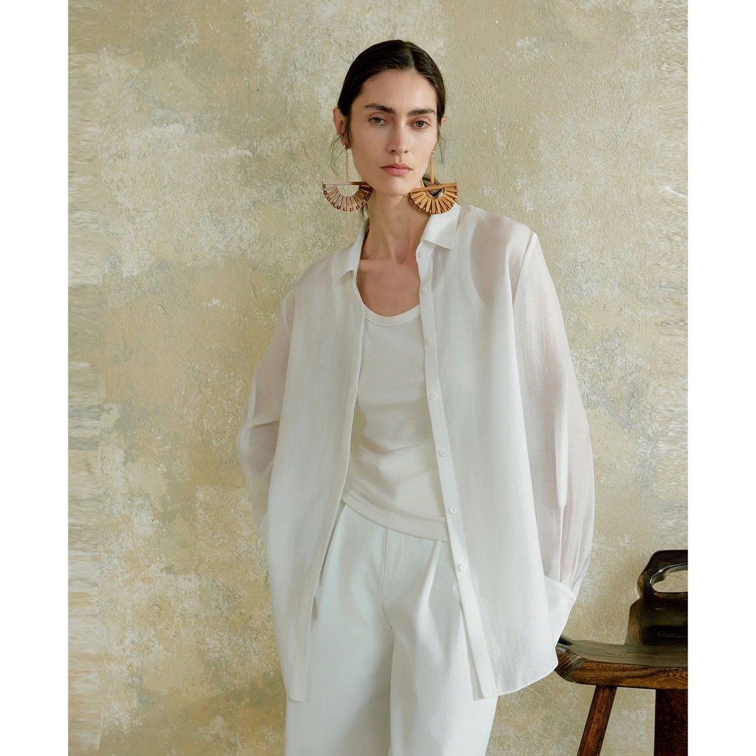 LYNEE 轻薄光泽感简约正肩宽松通透衬衫女休闲百搭衬衣LGD2FSW176