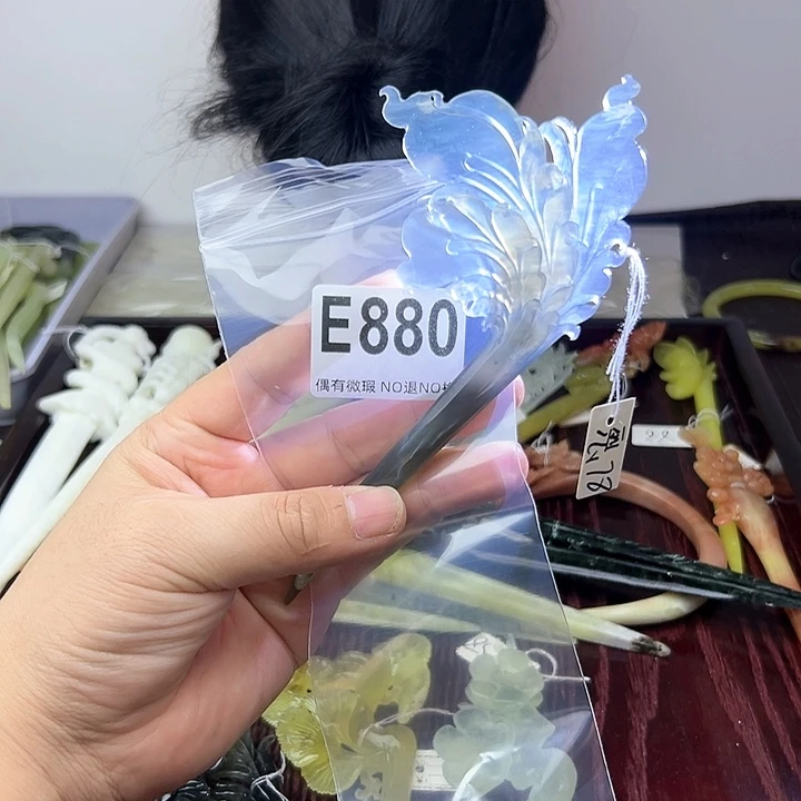 蛇纹石玉发饰合金我****?