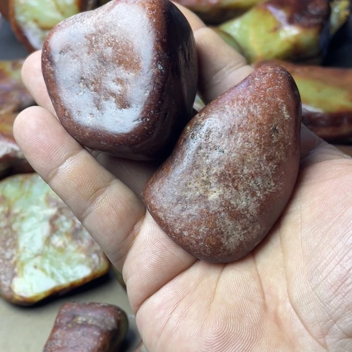 良***日颈饰未镶嵌岫岩老玉（透闪石质玉）