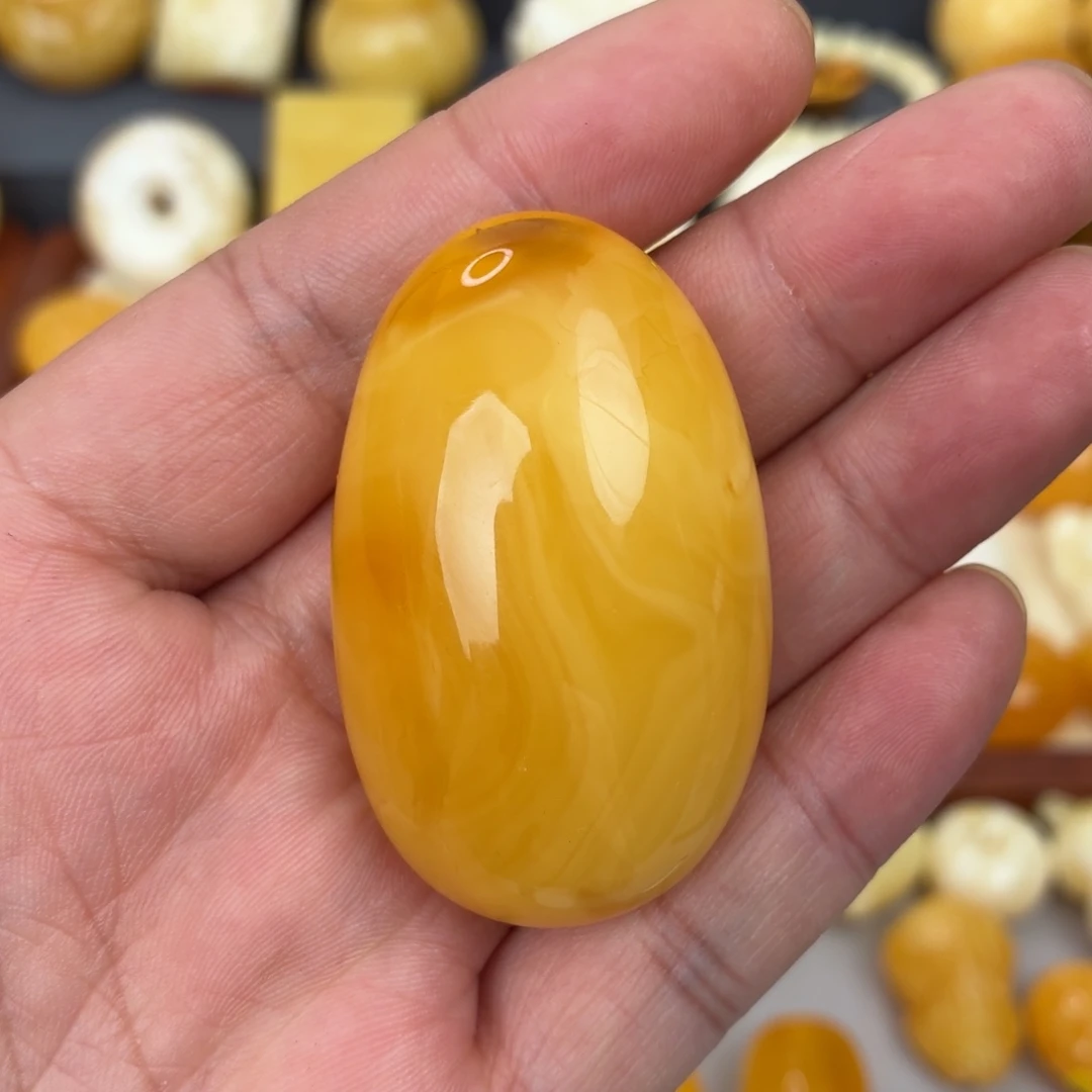 蜜蜡未镶嵌吊坠(不含链)