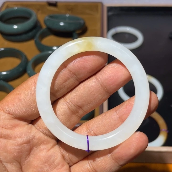 手链未镶嵌和田玉（青玉）我**阳