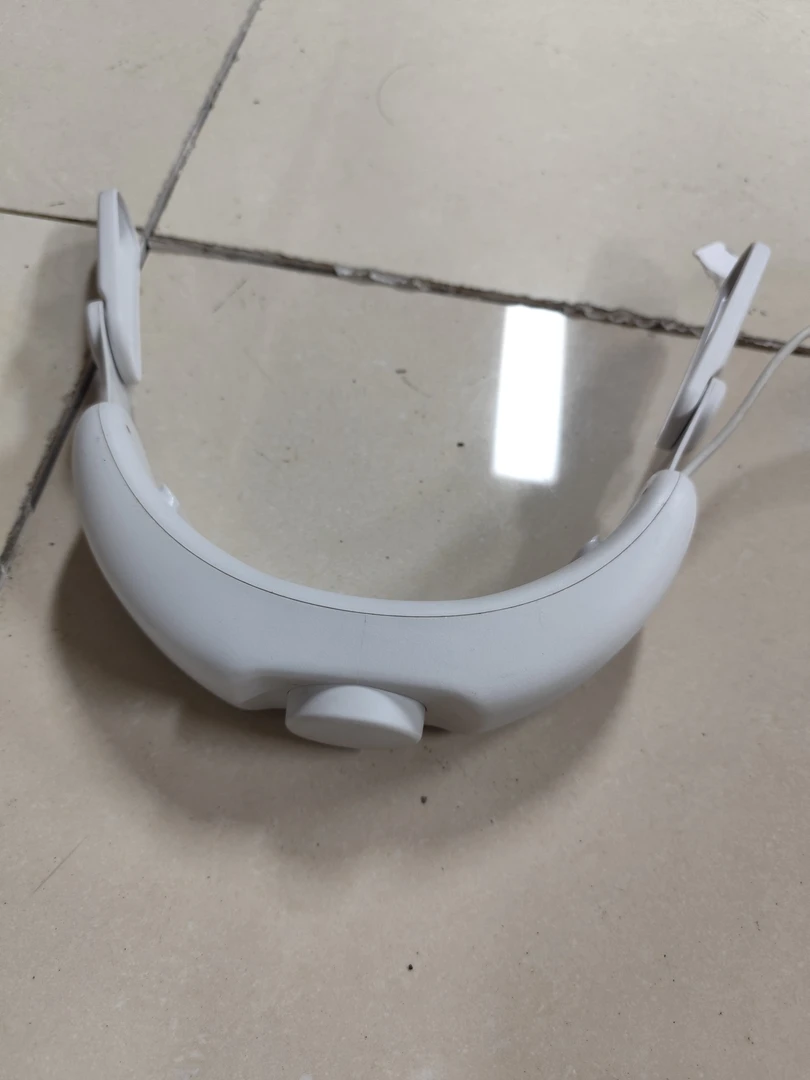 9新  VR眼镜故障/少配件需自行研究