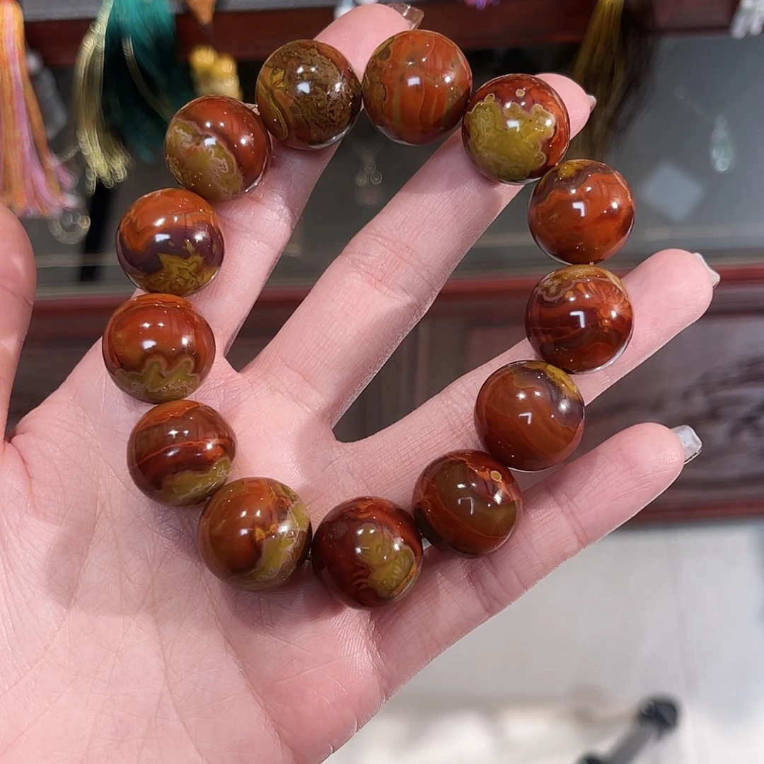 小***v1.8 天然战国手串红