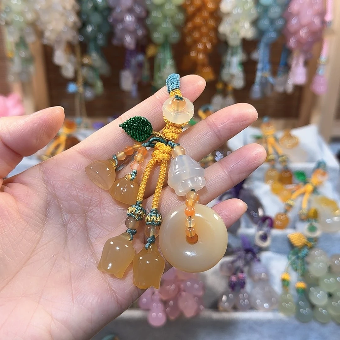 玛瑙/玉髓汽车挂件未镶嵌