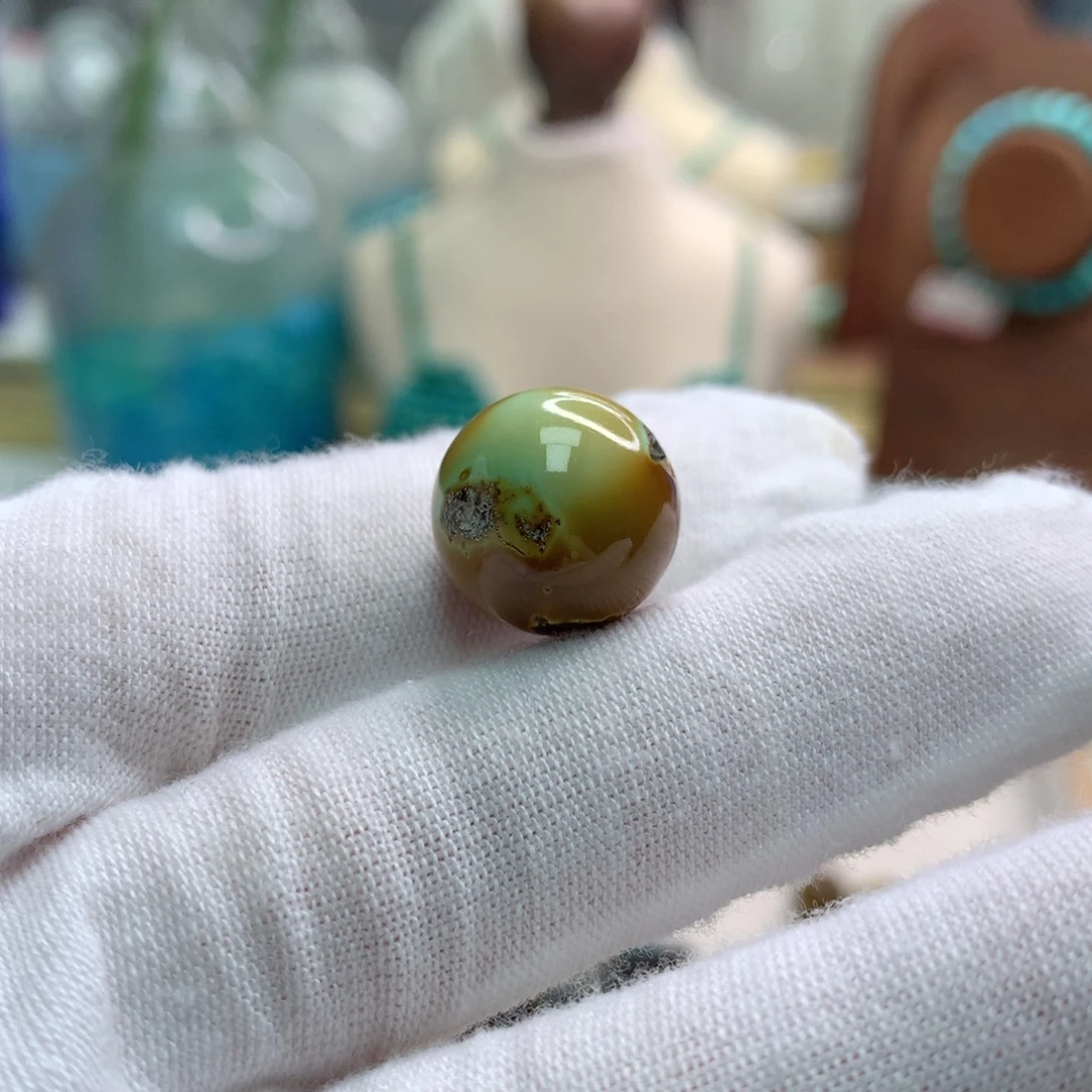 绿松石未镶嵌饰品