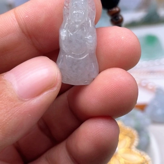 翡翠未镶嵌颈饰翡翠财神