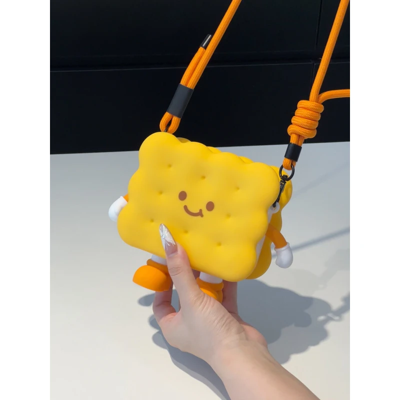 ONE 升职加薪饼干斜跨包新款可爱包包