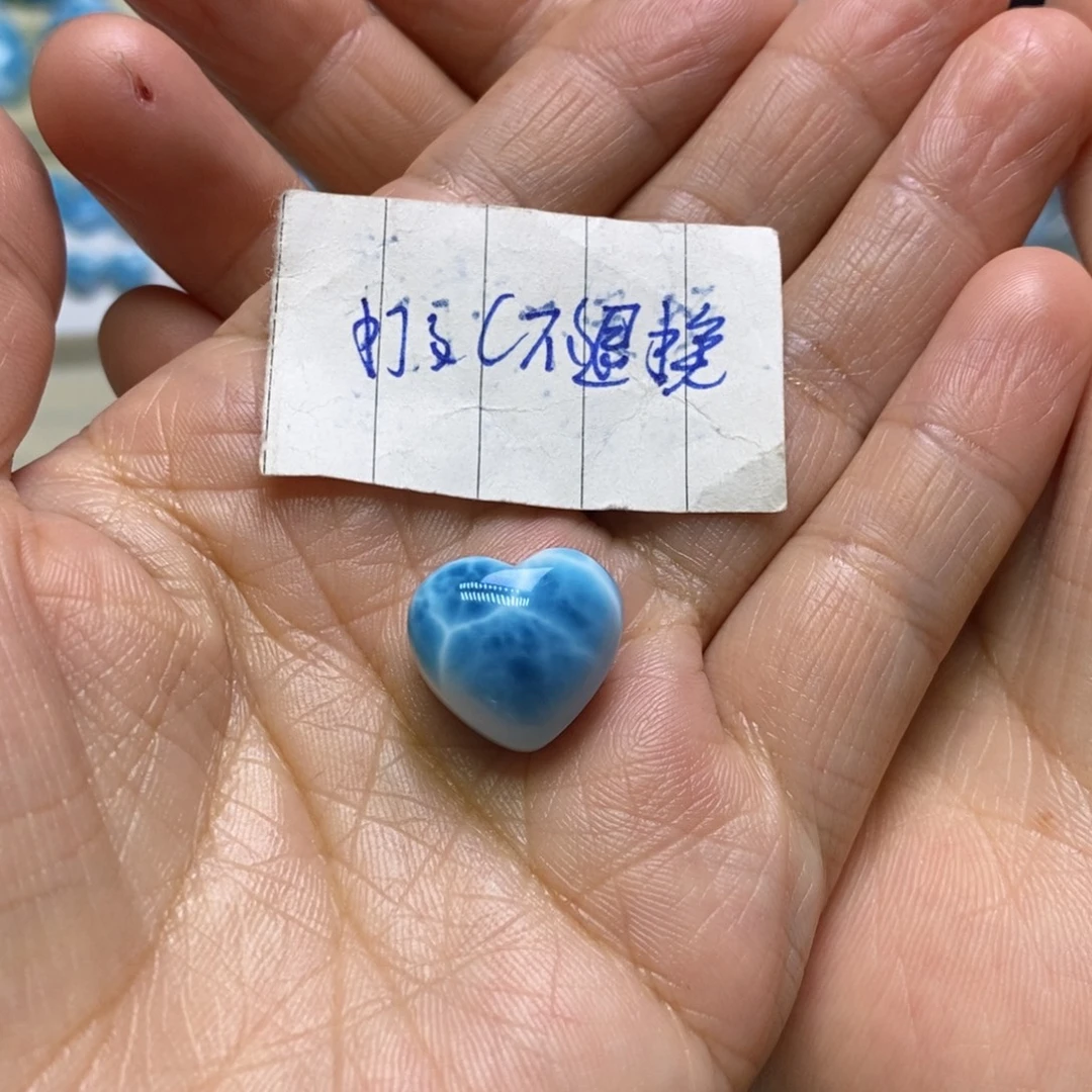 不***吧针钠钙石（海纹石）未镶嵌颈饰