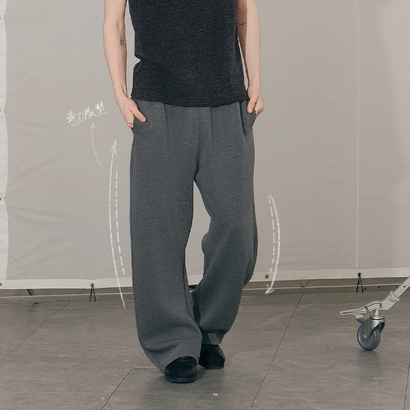 11E cleanfit “弯刀卫裤” 微喇欧若动感风微喇立体挺括卫裤男女