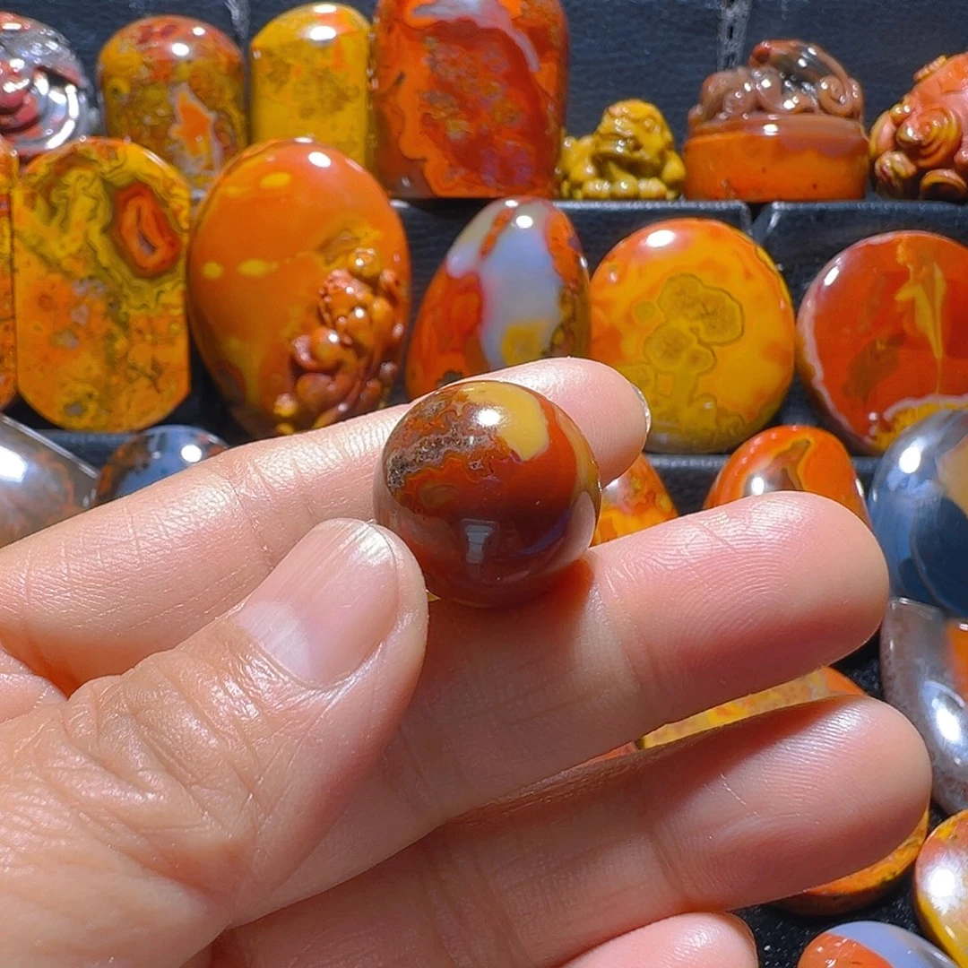 未镶嵌颈饰玛瑙/玉髓n****e