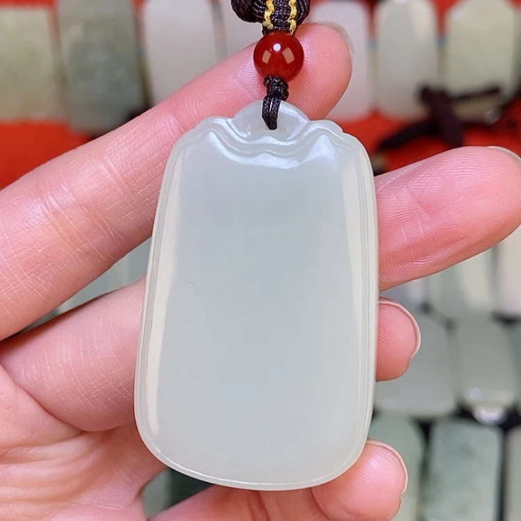 【闪购商品】颈饰未镶嵌和田玉