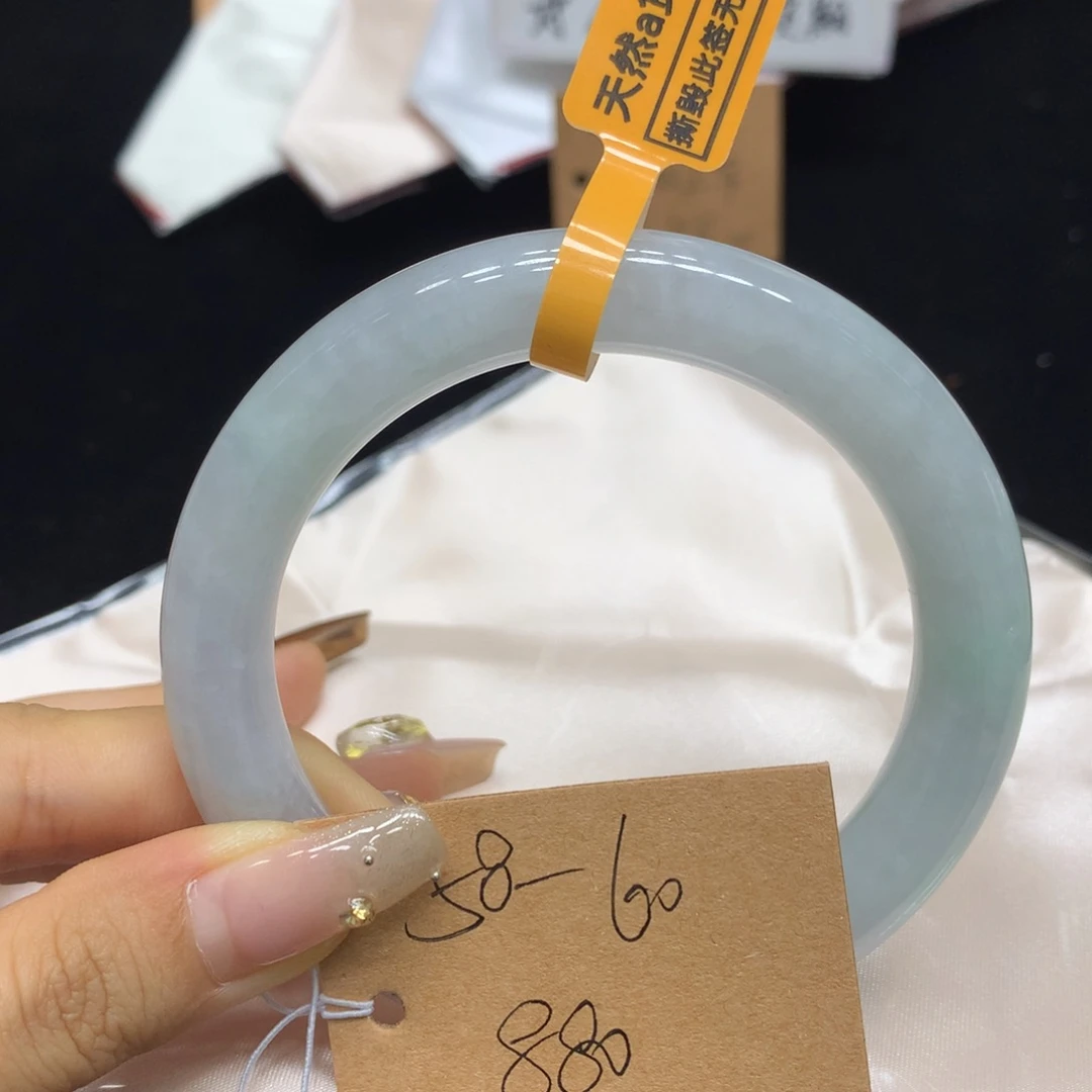 翡翠未镶嵌手镯天然翡翠