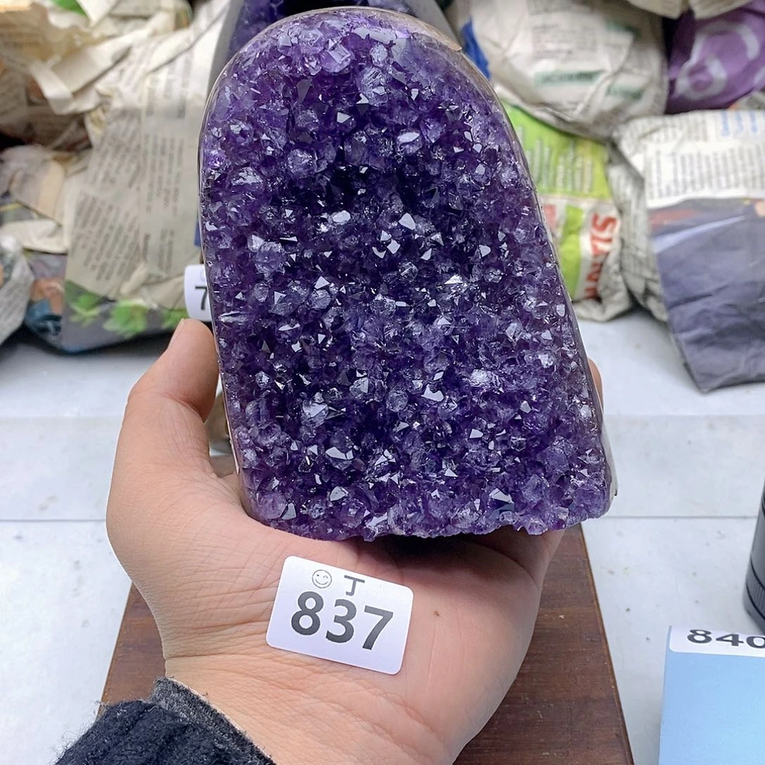 紫晶大型摆件（非配饰）未镶嵌