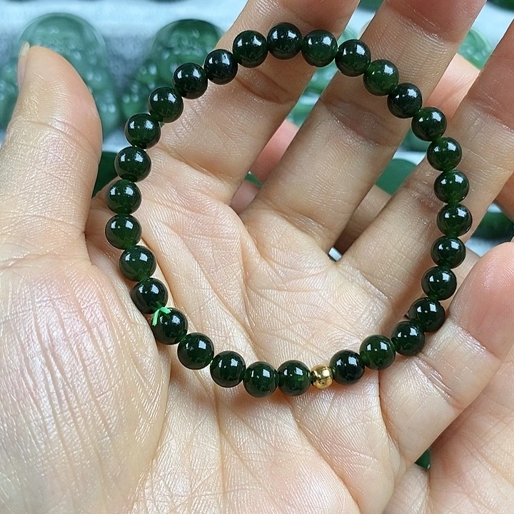 套链未镶嵌和田玉(碧玉)