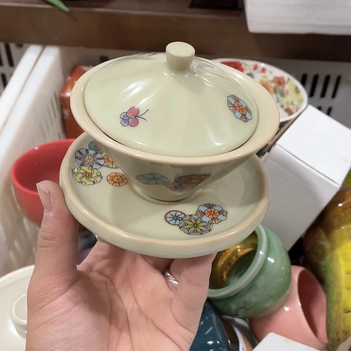 陶瓷茶具全部清清完回家过年