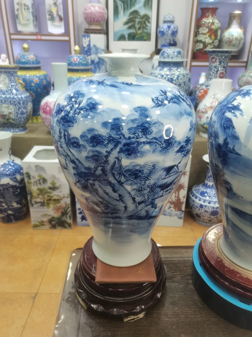 全手工釉下青花山水梅