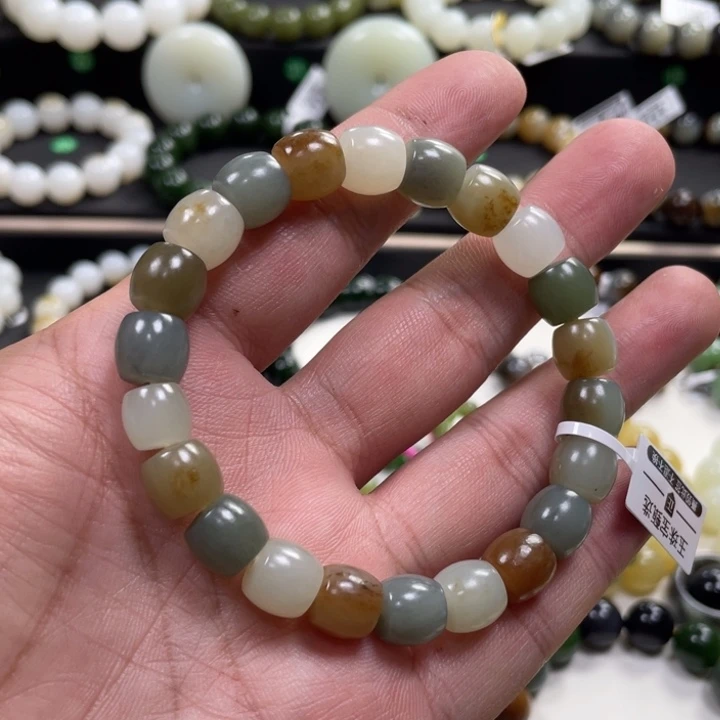 多***宝手串未镶嵌和田玉