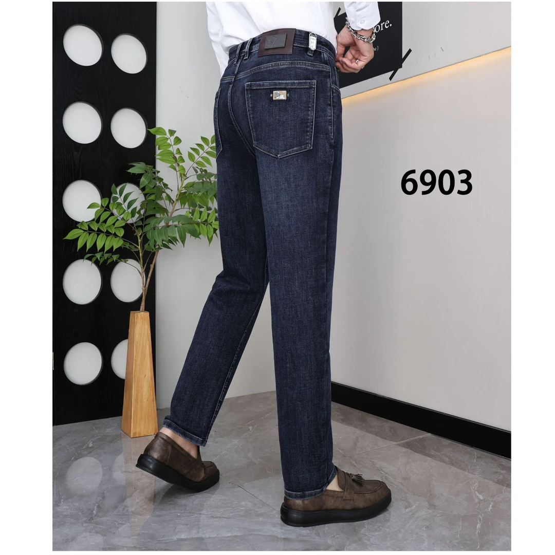 秋冬男士时尚修身小直筒弹力显瘦百搭牛仔裤